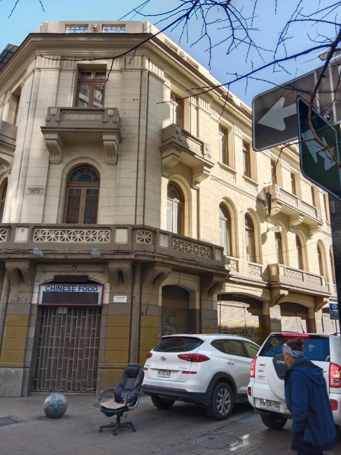 Hostal Mancora Monjitas 755 Hotel Santiago Exterior photo