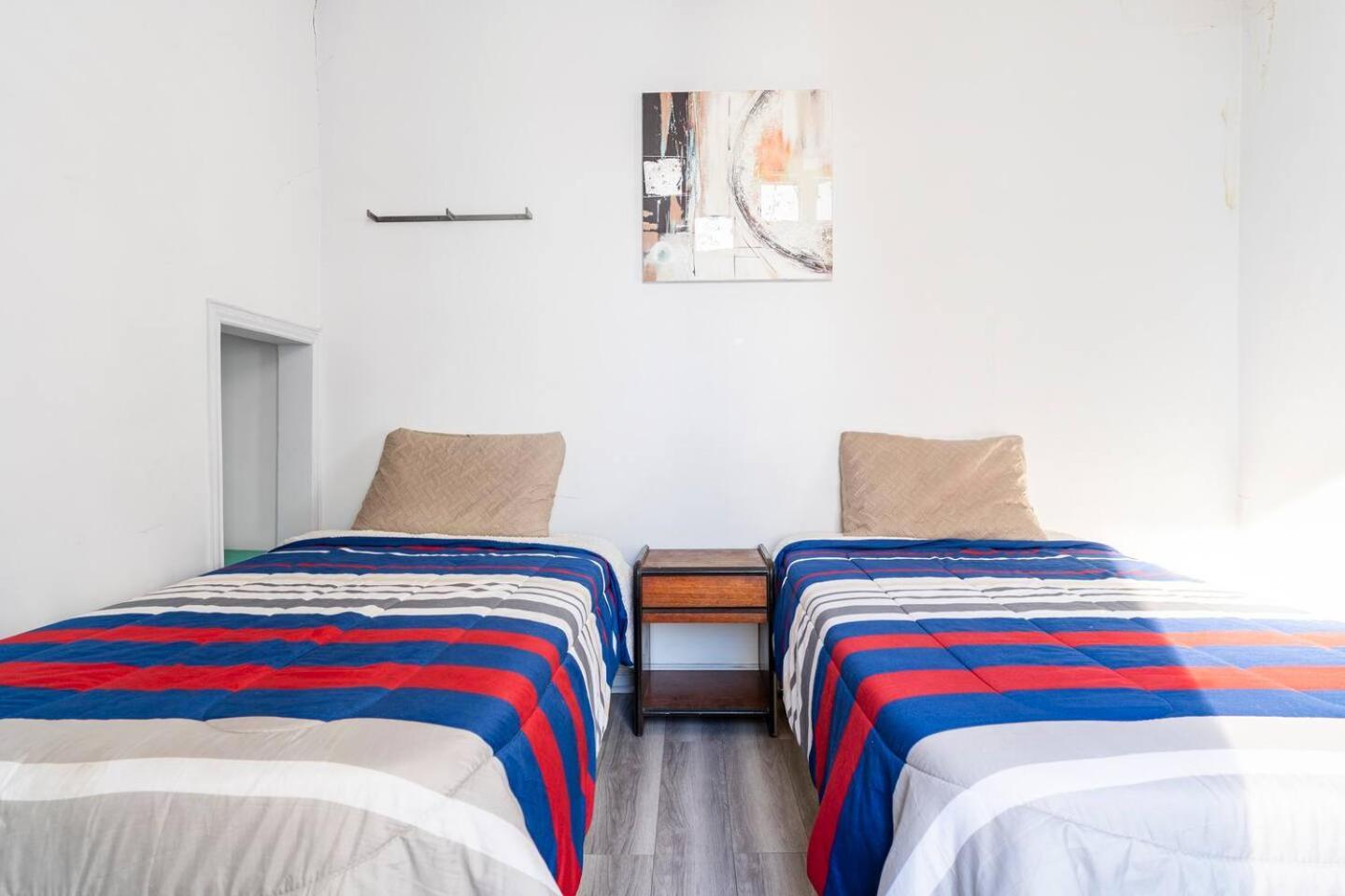 Hostal Mancora Monjitas 755 Hotel Santiago Exterior photo